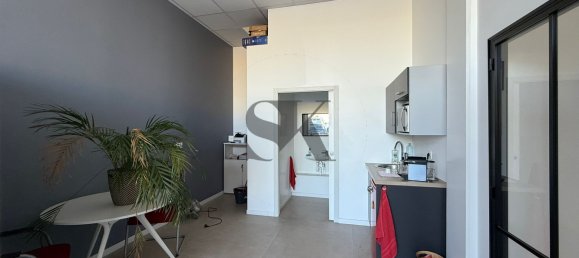 Коммерческая недвижимость 131м² в Марсель, Франция № 287802 7