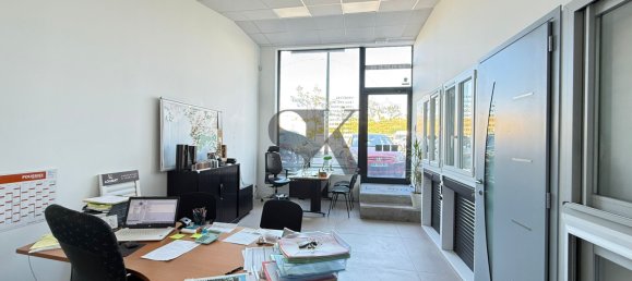 Коммерческая недвижимость 131м² в Марсель, Франция № 287802 8