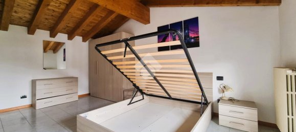 Apartamento de 2 dormitorios en Bagnolo San Vito, Italy No. 117707 16