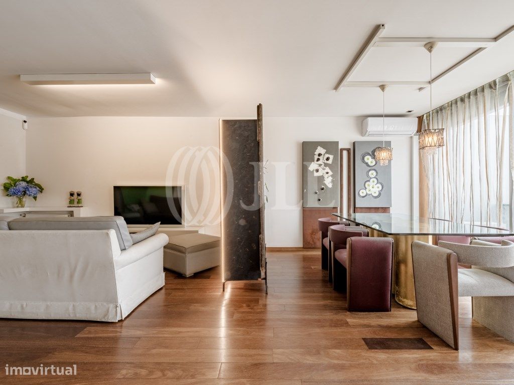 3 bedrooms Duplex in Porto, Portugal No. 216601