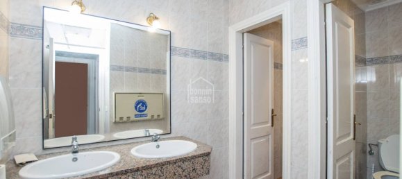 Bar à Cala'n Bosch, Spain 205m² No. 3861 12