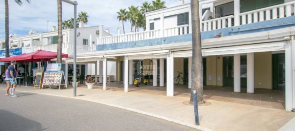 Bar à Cala'n Bosch, Spain 205m² No. 3861 2