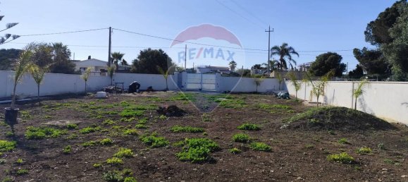 926m² Land in Syracuse, Italy No. 244276 2
