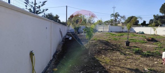 926m² Land in Syracuse, Italy No. 244276 12