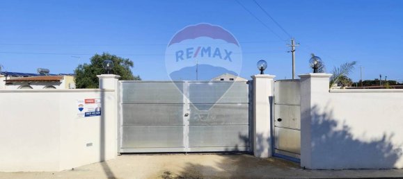 926m² Land in Syracuse, Italy No. 244276 7