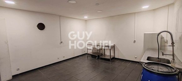 Edificio de 4 dormitorios en Sin-le-Noble, France No. 71532 3