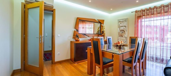 6 bedrooms Villa in Vila Nova de Gaia, Portugal No. 126039 11