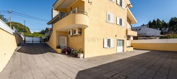 6 bedrooms Villa in Vila Nova de Gaia, Portugal No. 126039 33