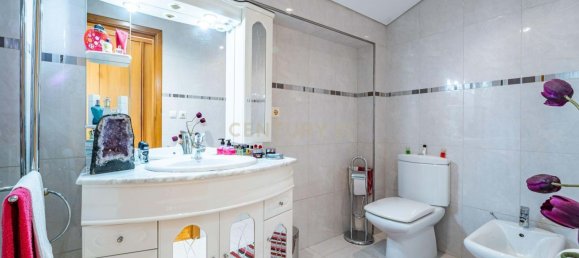 6 bedrooms Villa in Vila Nova de Gaia, Portugal No. 126039 25