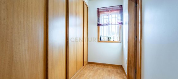 6 bedrooms Villa in Vila Nova de Gaia, Portugal No. 126039 7