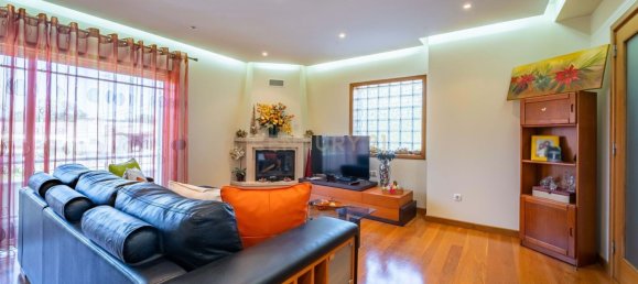 6 bedrooms Villa in Vila Nova de Gaia, Portugal No. 126039 13