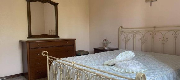 3 rooms House in Vibo Valentia, Italy No. 176060 12
