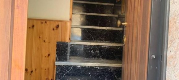 3 rooms House in Vibo Valentia, Italy No. 176060 4