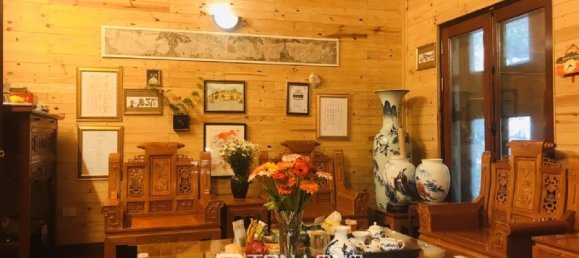 Villa de 4 dormitorios en Tay Ho, Vietnam No. 973 2