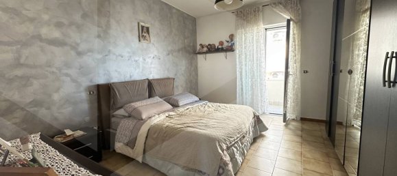 4-Zimmer Wohnung in Giugliano in Campania, Italy, Nr. 22883 36