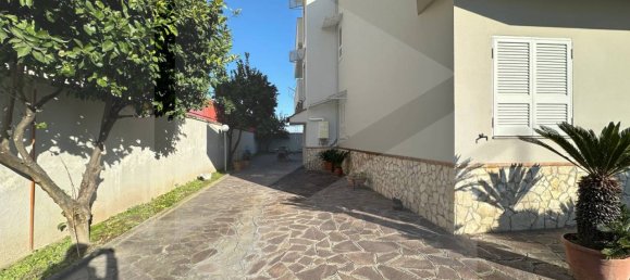4-Zimmer Wohnung in Giugliano in Campania, Italy, Nr. 22883 5