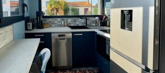 2 bedrooms House in Les Mathes, France No. 191523 2