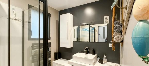 2 bedrooms House in Les Mathes, France No. 191523 9