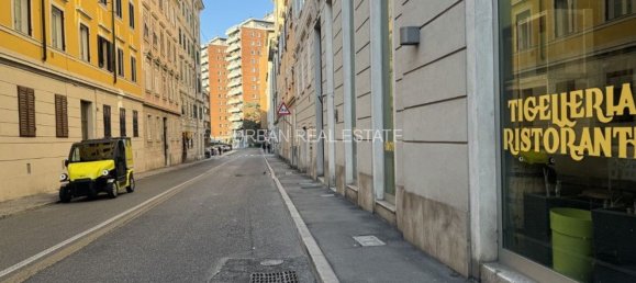 Gewerbliche Immobilie in Trieste, Italy 180m², Nr. 323500 7