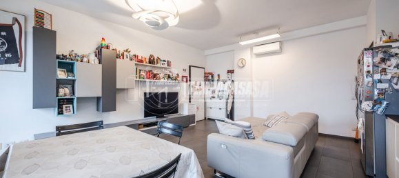2 bedrooms Apartment in Milan, Italy No. 248355 19