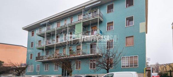 2 bedrooms Apartment in Milan, Italy No. 248355 10