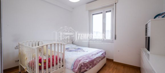 2 bedrooms Apartment in Milan, Italy No. 248355 5
