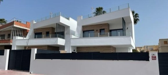3 bedrooms Villa in San Miguel de Salinas, Spain No. 12213 16