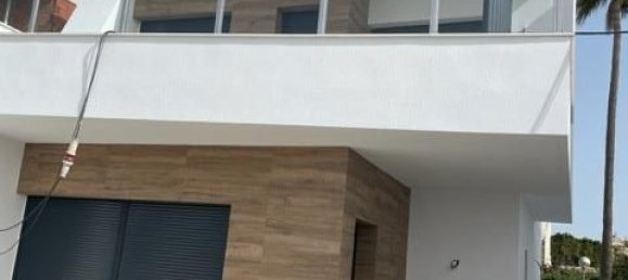 3 bedrooms Villa in San Miguel de Salinas, Spain No. 12213 2