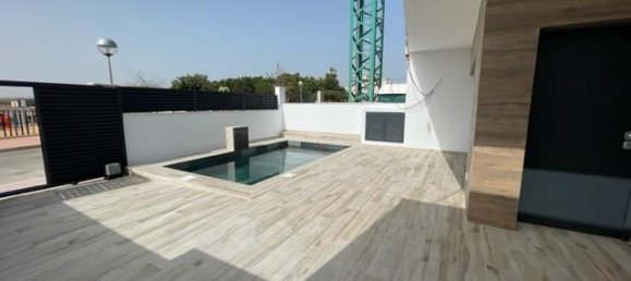 3 bedrooms Villa in San Miguel de Salinas, Spain No. 12213 8