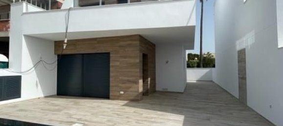 3 bedrooms Villa in San Miguel de Salinas, Spain No. 12213 12