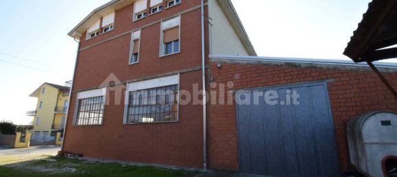 3 bedrooms Apartment in Fidenza, Italy No. 349731 24