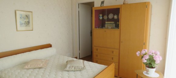Apartamento de 3 dormitorios en Luisant, France No. 92253 15