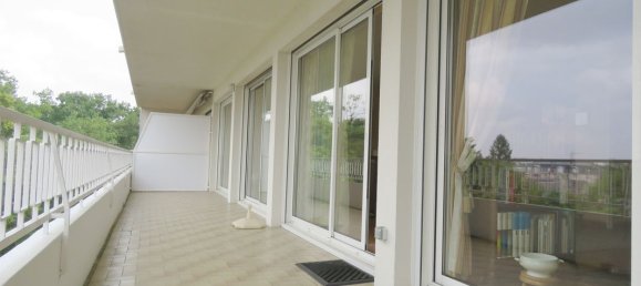 Apartamento de 3 dormitorios en Luisant, France No. 92253 3