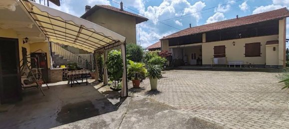 5-Zimmer Haus in Vauda Canavese, Italy, Nr. 18405 11