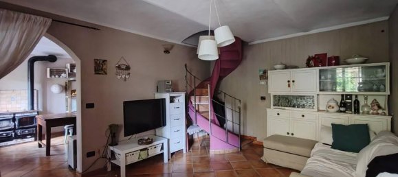 5-Zimmer Haus in Vauda Canavese, Italy, Nr. 18405 5