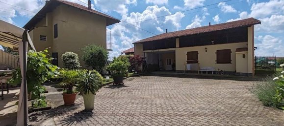 5-Zimmer Haus in Vauda Canavese, Italy, Nr. 18405 12