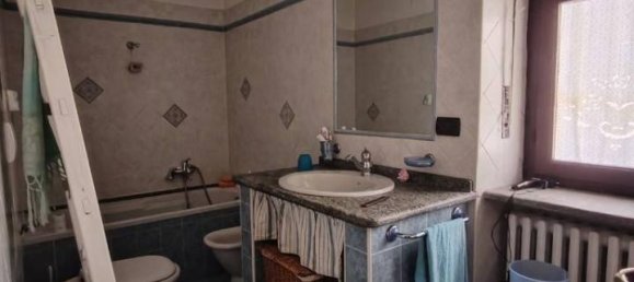 5-Zimmer Haus in Vauda Canavese, Italy, Nr. 18405 10