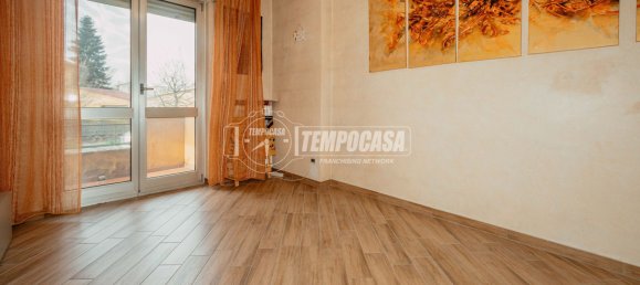 2 bedrooms Apartment in Mortara, Italy No. 61653 6