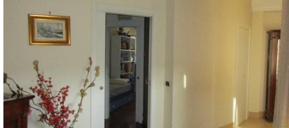 3 chambres Appartement à Giugliano in Campania, Italy No. 99118 9