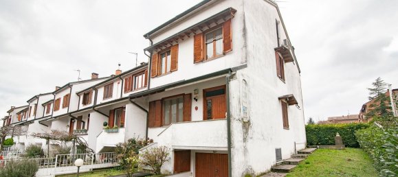 4 rooms House in Voghera, Italy No. 140781 46