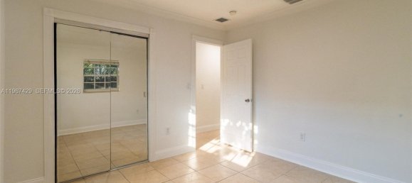 3 Schlafzimmer Villa in Miami, USA, Nr. 615170 16