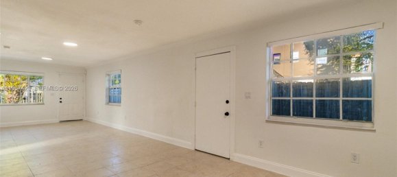3 Schlafzimmer Villa in Miami, USA, Nr. 615170 23