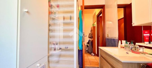 Apartamento de 2 dormitorios en Udine, Italy No. 52340 12