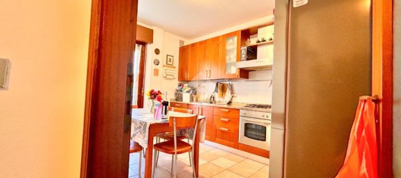 Apartamento de 2 dormitorios en Udine, Italy No. 52340 2