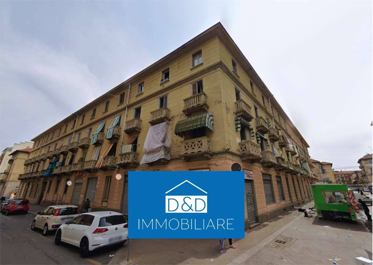 1 bedroom Apartment in Turin, Italy No. 10319