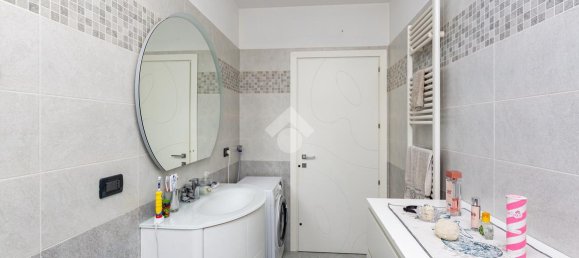 3 rooms Apartment in Beinasco, Italy No. 146286 10