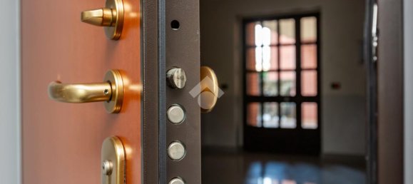 3 rooms Apartment in Beinasco, Italy No. 146286 14