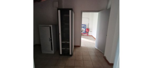3 rooms Commercial property in San Giovanni Valdarno, Italy No. 59386 6