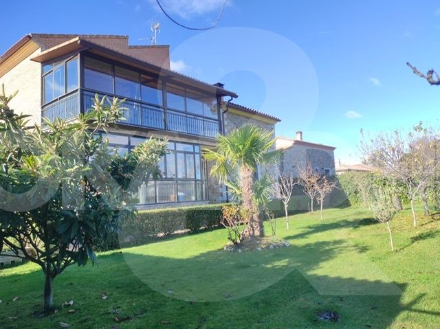 Casa T6 em Villamayor, Spain N.º 27467