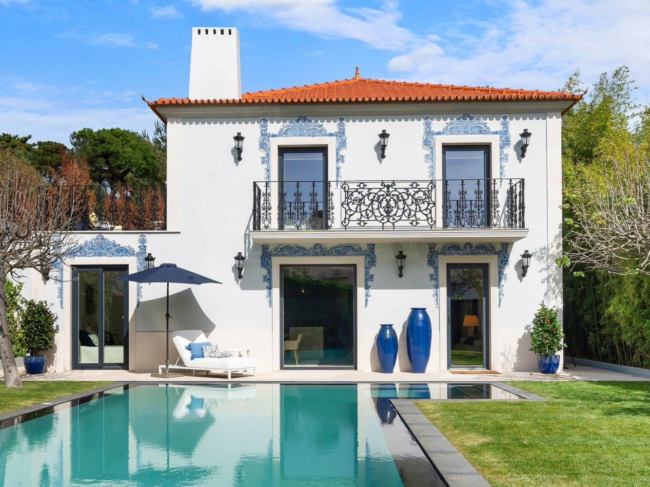 4 bedrooms Villa in Cascais, Portugal No. 221388